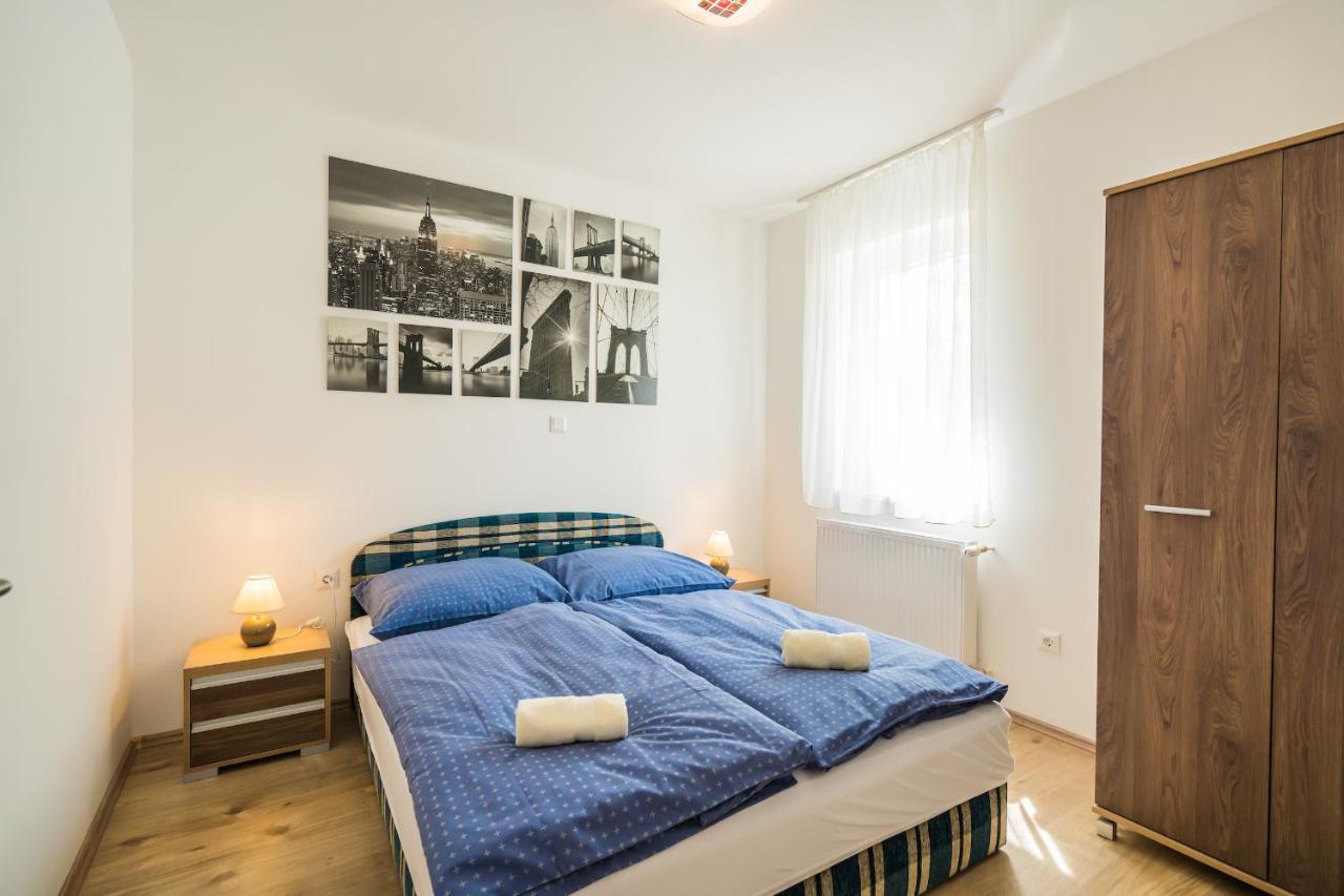 Gemini Apartments Siofok I., Iii. المظهر الخارجي الصورة