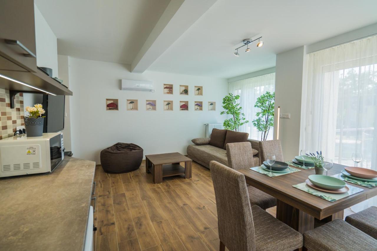 Gemini Apartments Siofok I., Iii. المظهر الخارجي الصورة