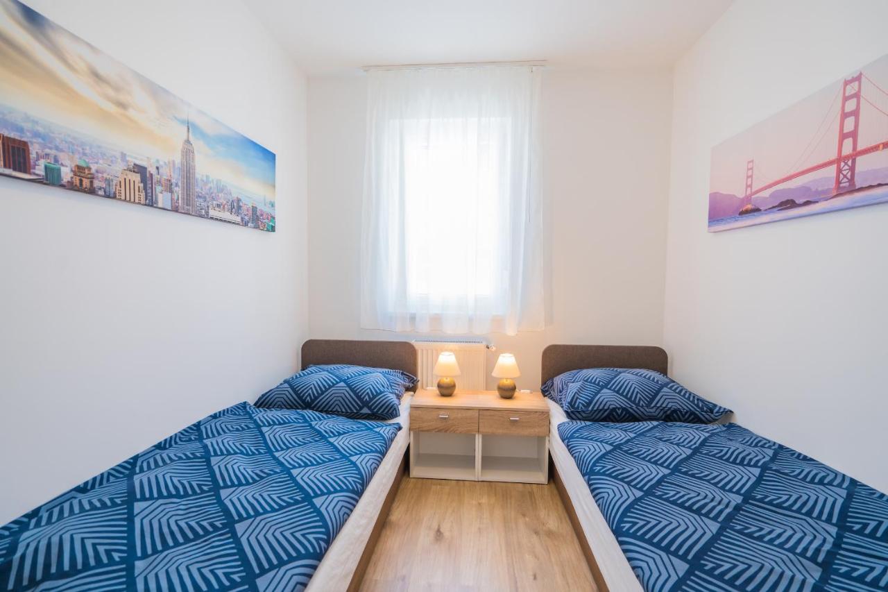 Gemini Apartments Siofok I., Iii. المظهر الخارجي الصورة